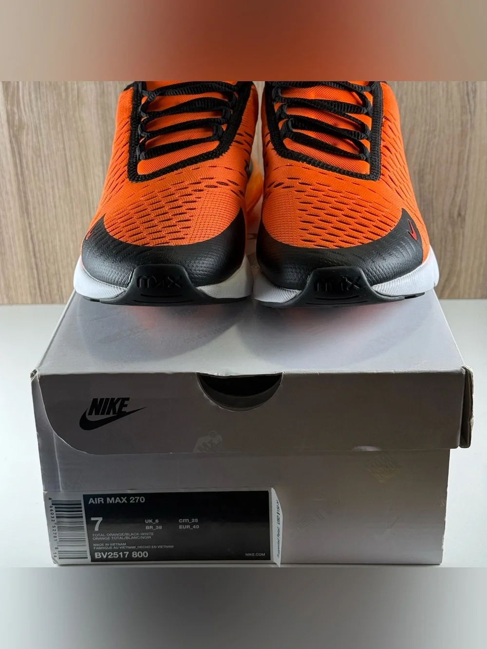 Nike Air Max 270 Total Orange/Black-White BV2517-800 Men’s Size 7 / Women’s 8.5